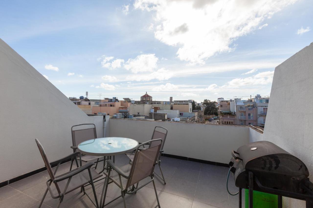 83/3-Lovely 1 Bedroom Penthouse Birkirkara Bagian luar foto