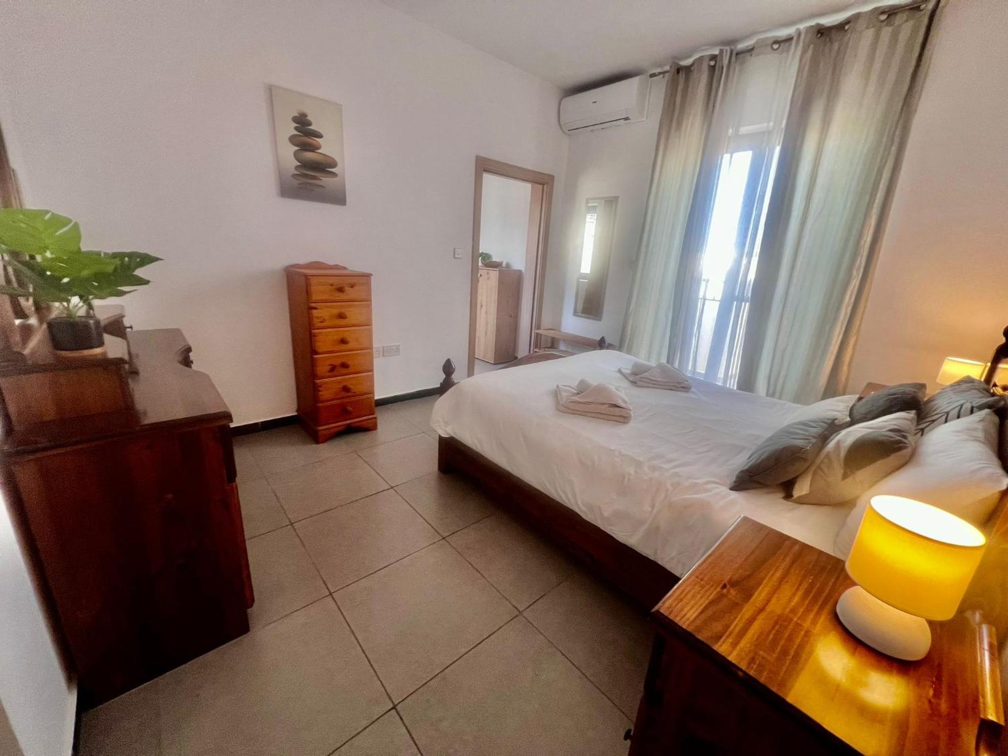 83/3-Lovely 1 Bedroom Penthouse Birkirkara Bagian luar foto